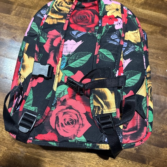 Vera Bradley Backpack - Picture 4 of 5